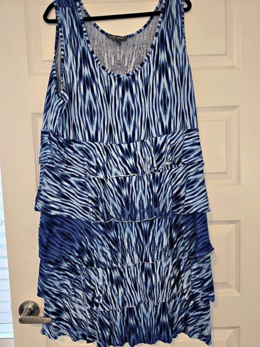 KATE & MALLORY Blue Abstract Ruffle Mini Dress Size 2x  Like New